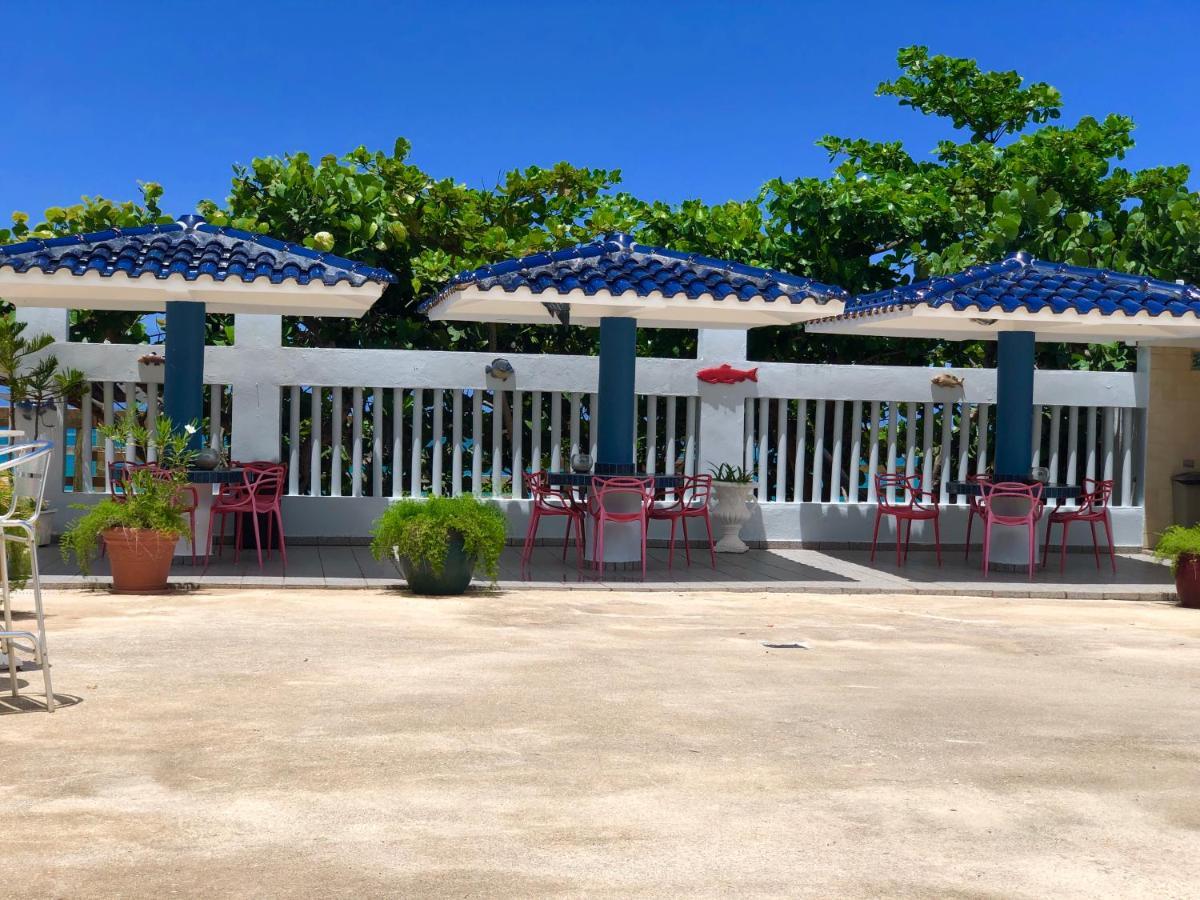 The Beach Guesthouse Pinones Экстерьер фото